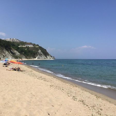 Rose Apartment On The Beach Byala  Exterior foto